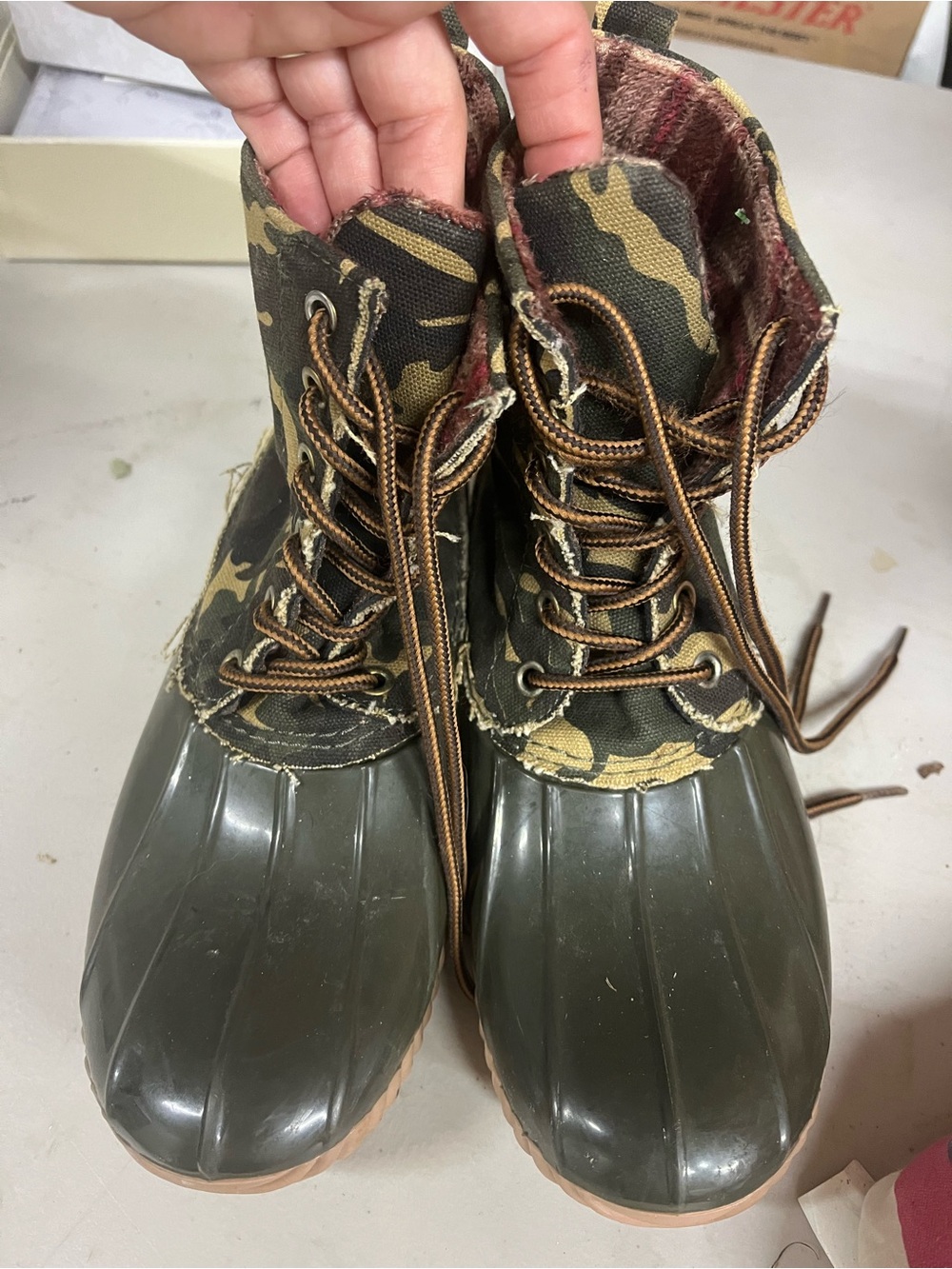 Yoki Women's Green Camouflage Duck Boots